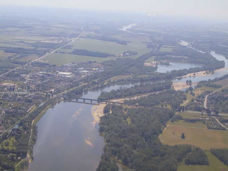 chateaux_loire_et_la_ferte_alais05.jpg