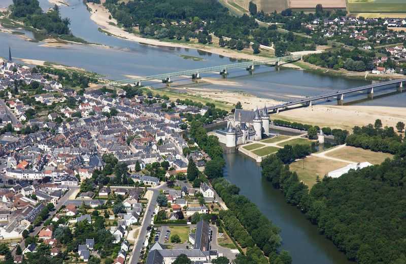 chateaux_loire_et_la_ferte_alais48.jpg